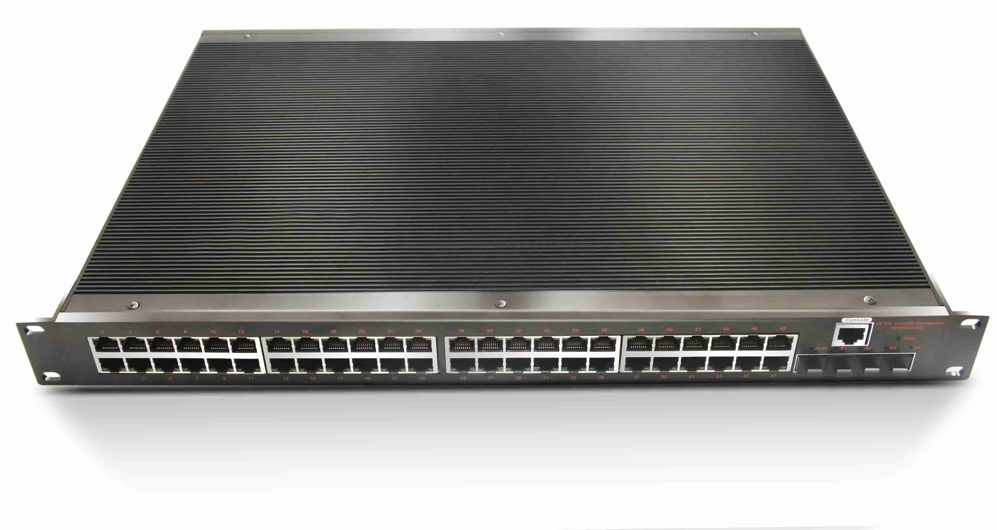 常規(guī)款型萬兆工業(yè)交換機(jī)